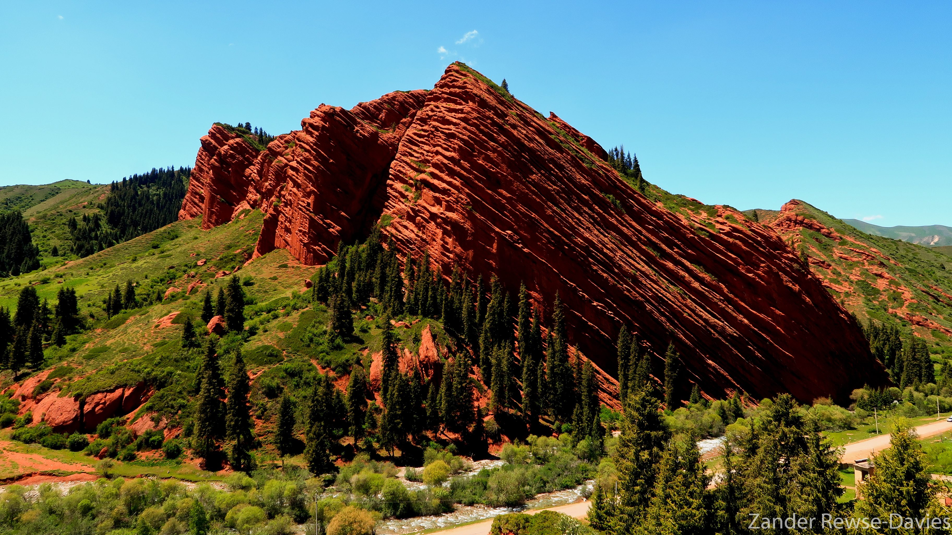 Seven Bulls rock at Djety Ogyuz